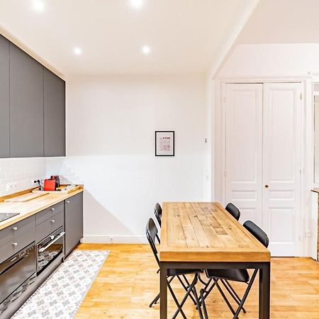 Aapartment With Character Parquet Flooring Fireplace - Charpennes Villeurbanne Buitenkant foto