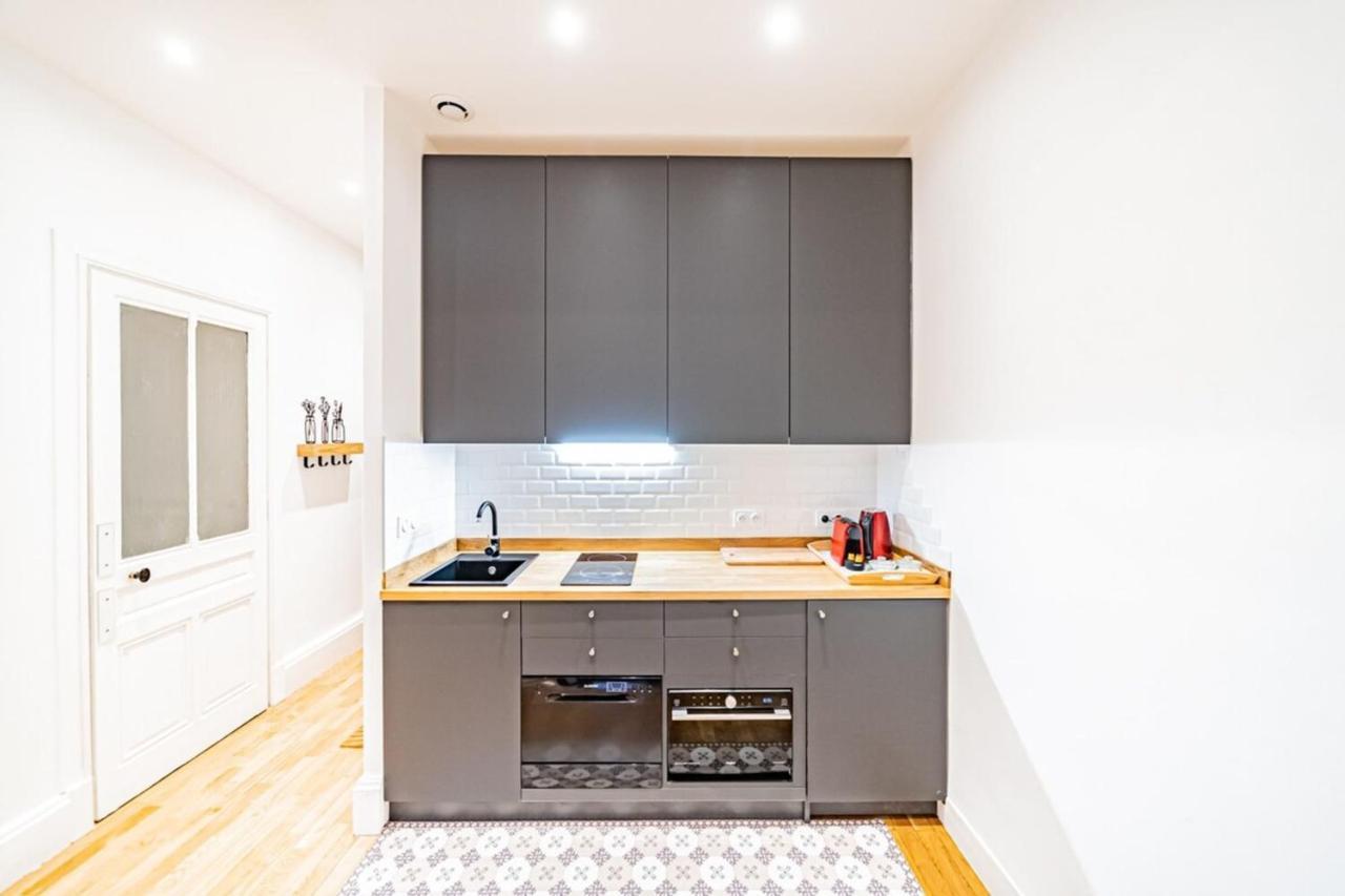 Aapartment With Character Parquet Flooring Fireplace - Charpennes Villeurbanne Buitenkant foto